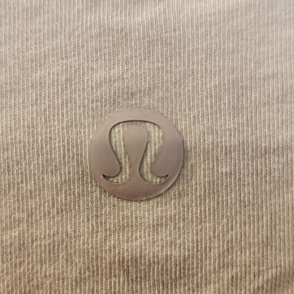 Lululemon Blush Pink Light Weight Oversized Shirt - Picture 4 of 6